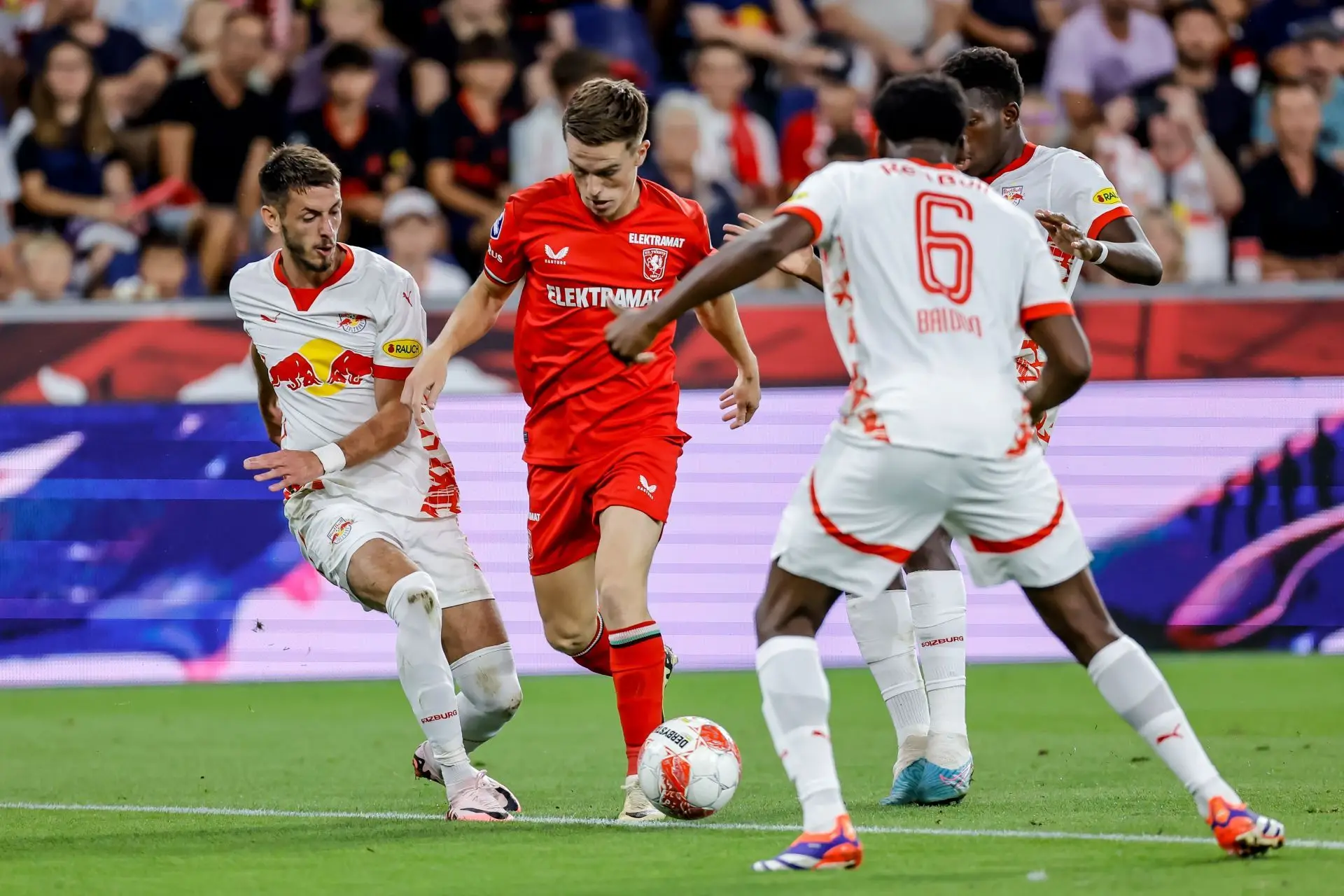 爱游戏APP下载-巴黎圣日耳曼新星崭露头角，未来或成球队顶梁柱，密码谢谢处理如此查看.-爱游戏APP下载